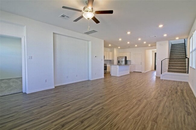 Building Photo - 834 Affazia Ln