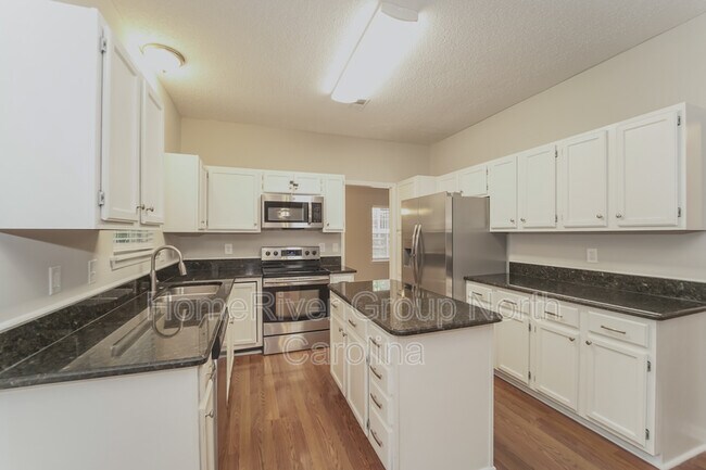 Building Photo - 7340 Maitland Ln