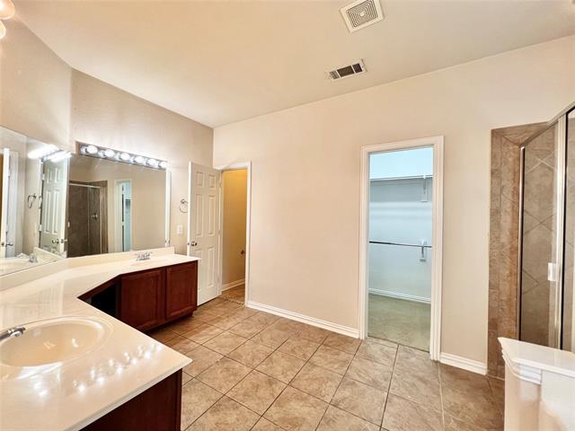 Building Photo - 5423 Childress Dr