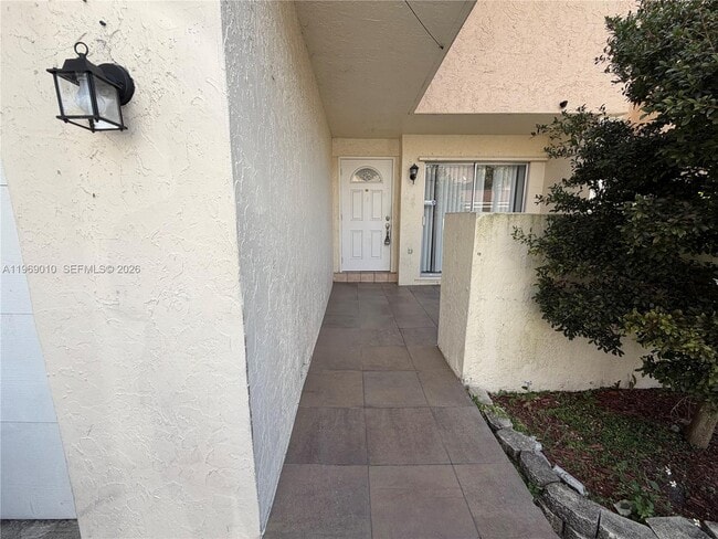 Building Photo - 853 NW 81st Terrace