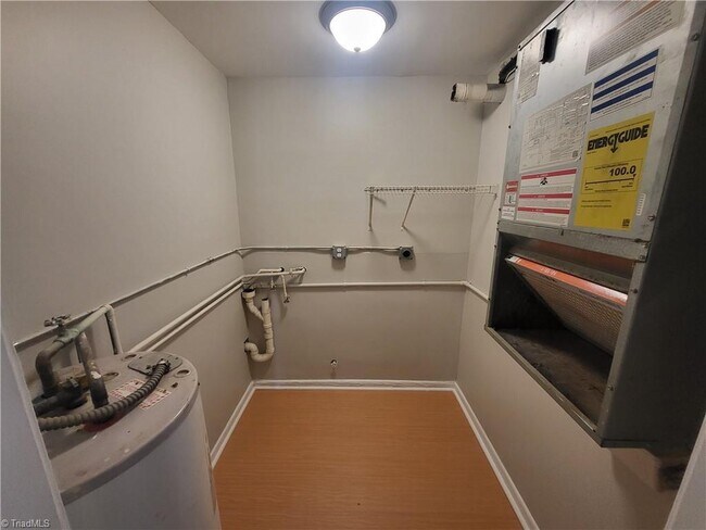 Building Photo - 2829 North O.Henry Boulevard