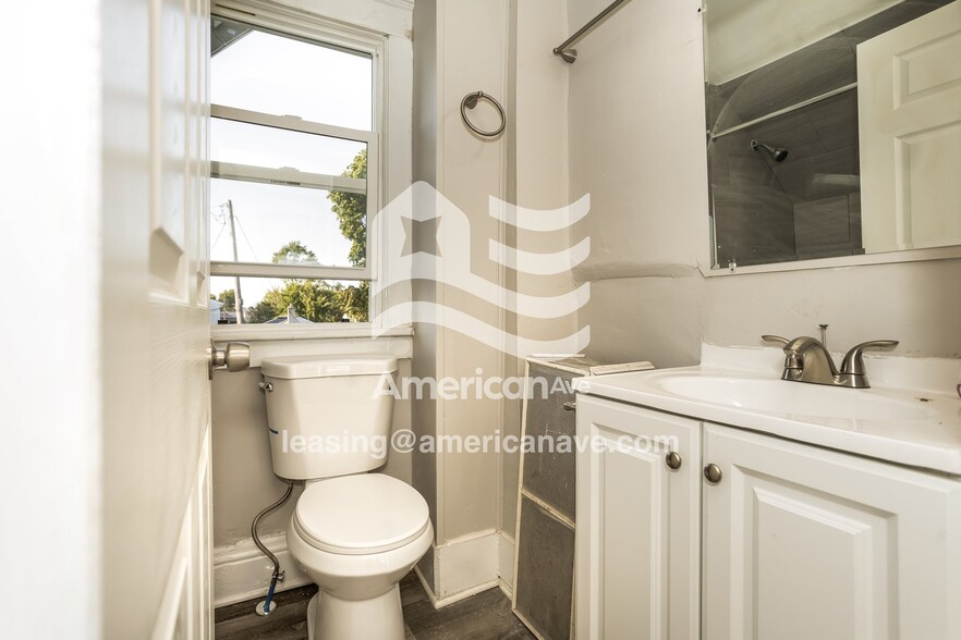 Building Photo - 25163 Pearl St