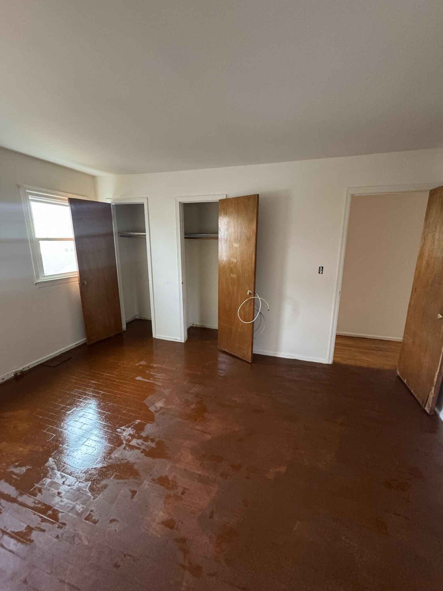 Master Bedroom - 28 Young Ave