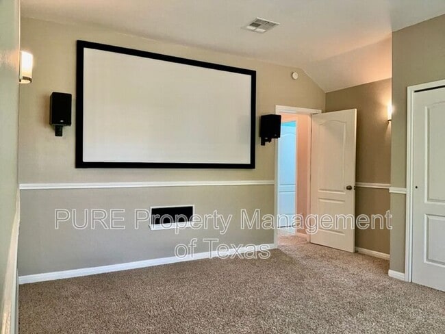 Building Photo - 2518 Vestavia Ridge Ln