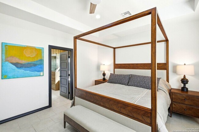 Building Photo - 418 Tawny Oak Cir