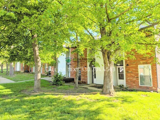 Building Photo - 235 Engadine Ct