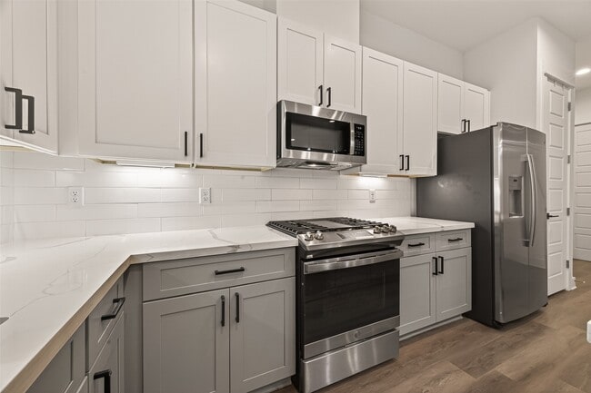 Building Photo - 7707 Johanna Pk Dr