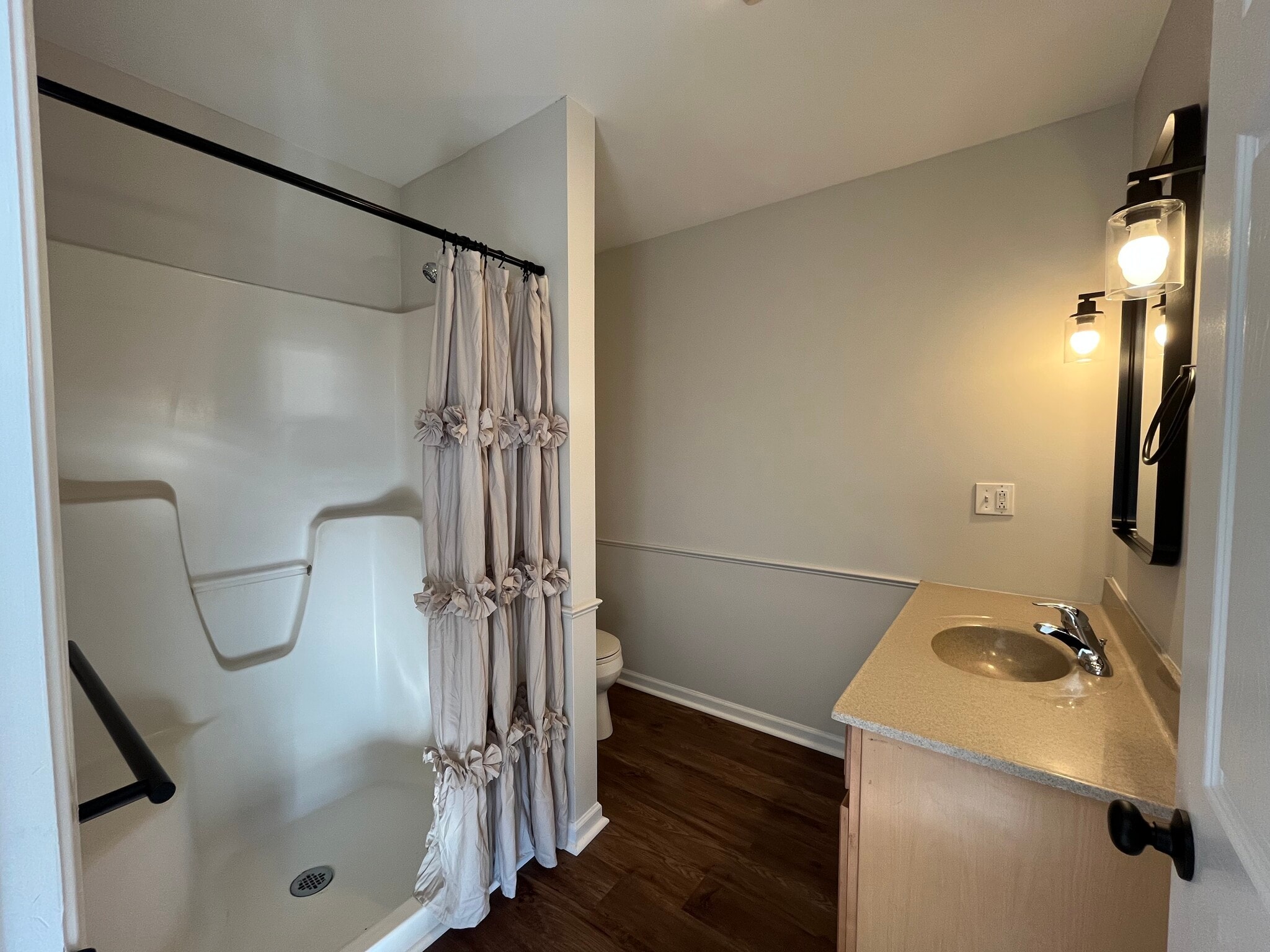 Building Photo - 112 W S St