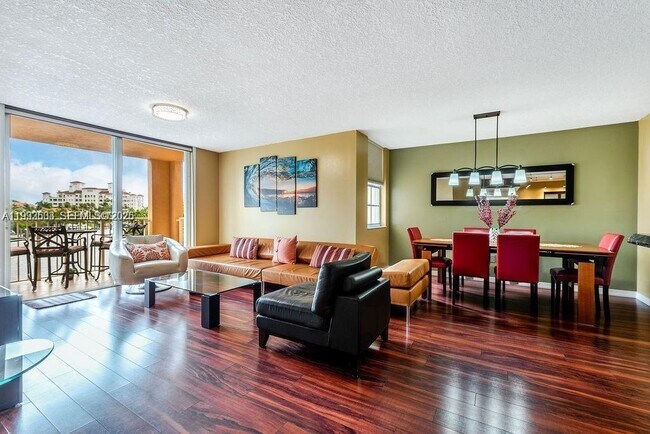 Building Photo - 19999 E Country Club Dr