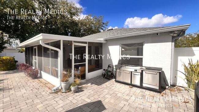 Building Photo - 2132 Falkner Rd