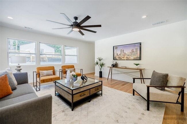 Building Photo - 3154 N Druid Hills Rd