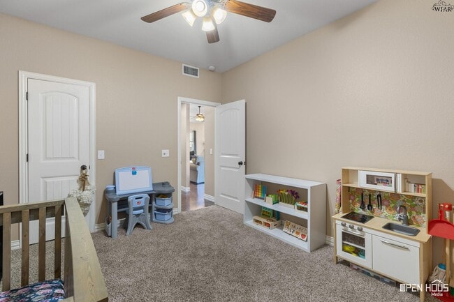 Building Photo - 7 Freedom Cir