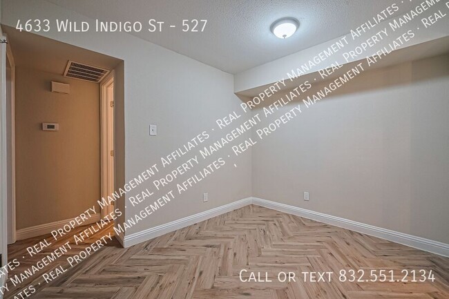 Building Photo - 4633 Wild Indigo St