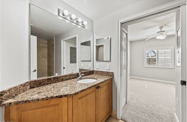 common Bathroom attached to 2nd bedroom - 13141 Bella Casa Cir