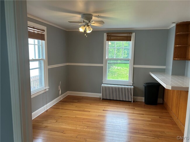 Building Photo - 1124 Harrison St