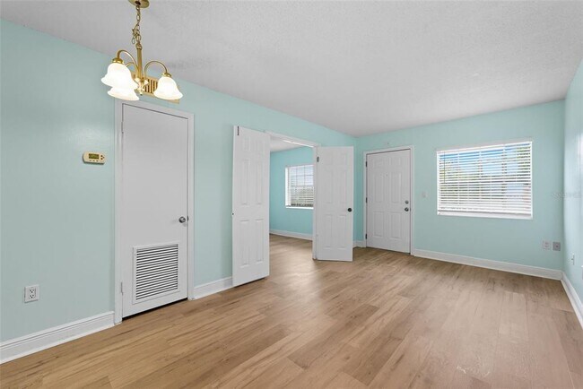 Building Photo - 2521 Caper Ln