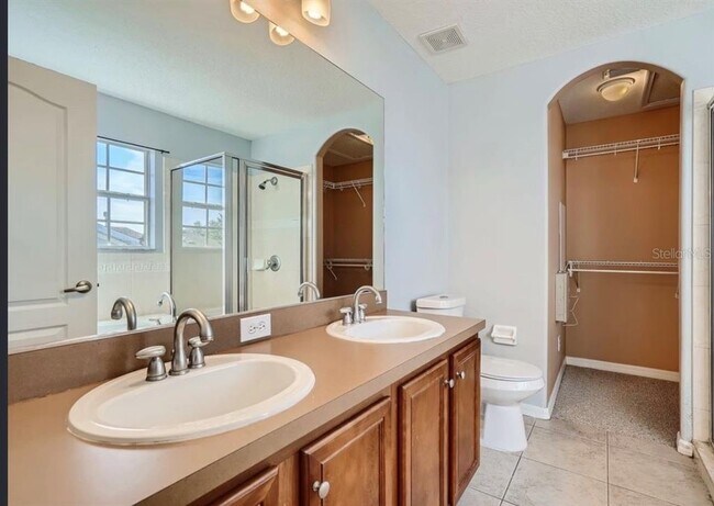 Building Photo - 16113 Bridgecrossing Dr