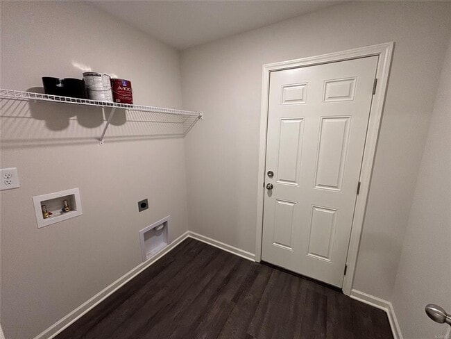 Building Photo - 80 Meadow Walk Ct