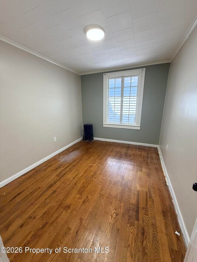 Building Photo - 406 W Lackawanna Ave
