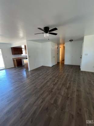 Building Photo - 476 Emily Way