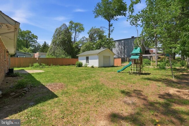 Building Photo - 11000 Park Rd