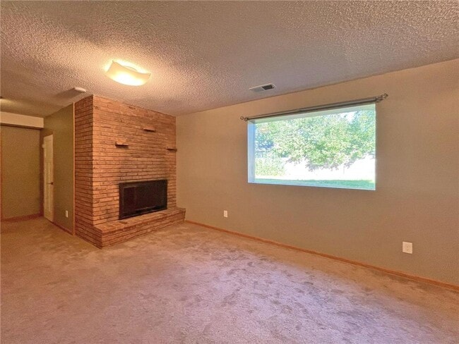 Building Photo - 6313 France Ave S