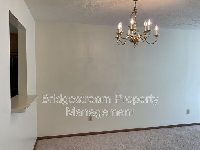 Building Photo - 4579 Burchdale St