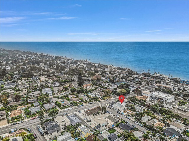 Building Photo - 575 Through St