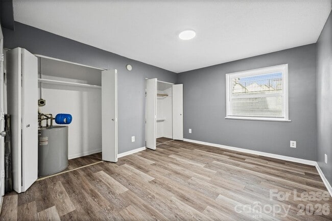 Building Photo - 9119 Spyglass Pl