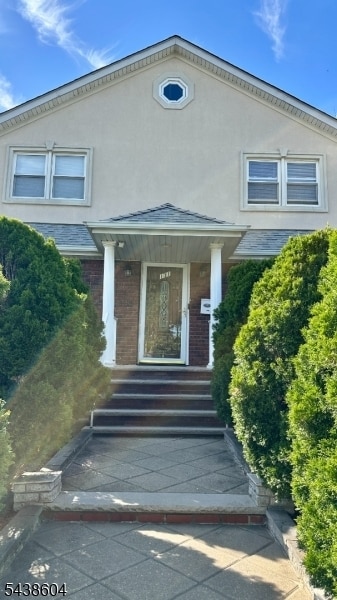 Building Photo - 131 E 13th St