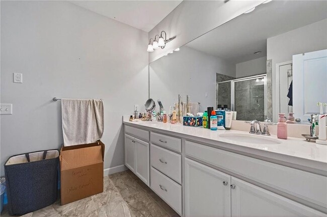 Building Photo - 2860 Boone Dr