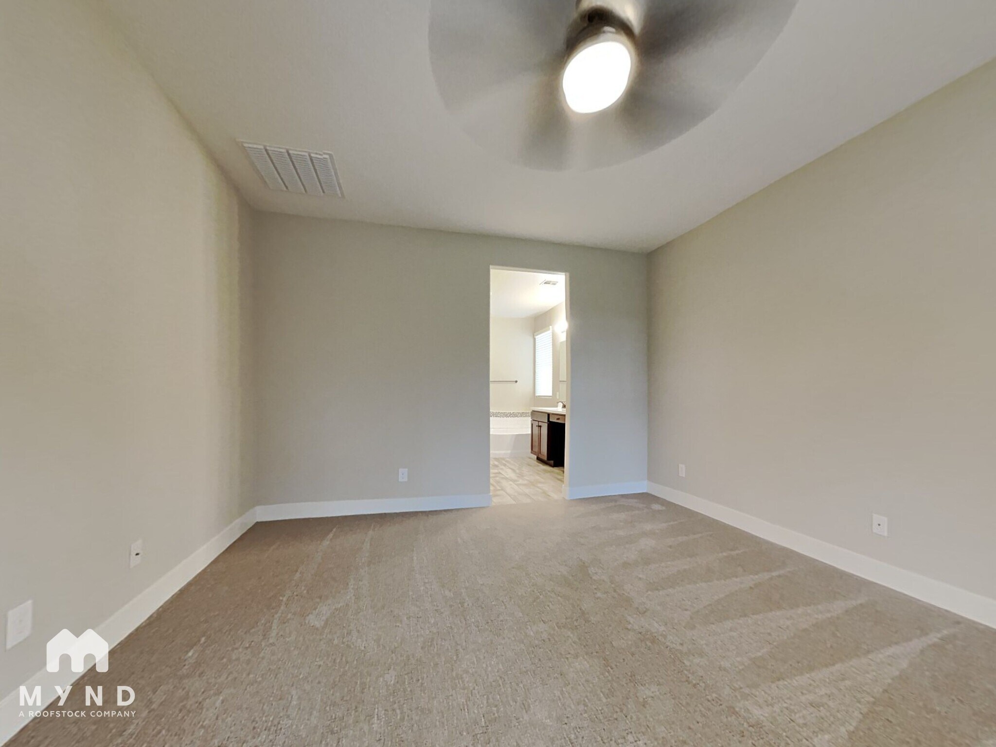 Building Photo - 2639 N Walker Way