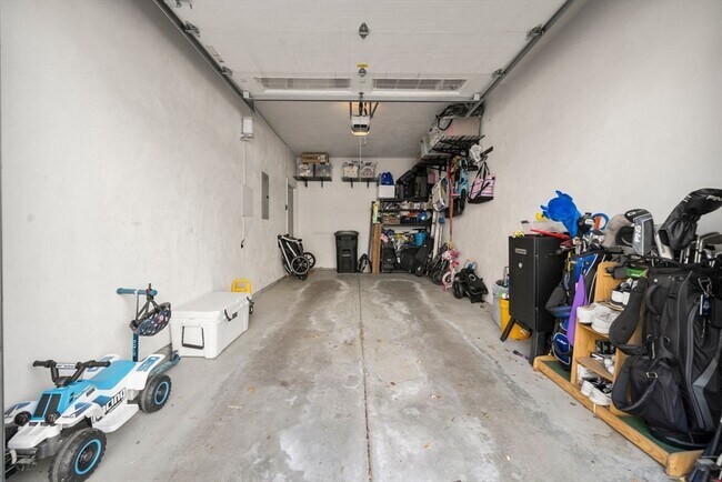 Building Photo - 30 Park St