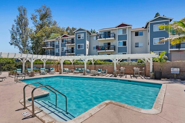 Building Photo - The Avenue at Carlsbad