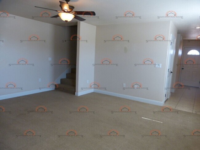 Building Photo - 301 Starlite Dr