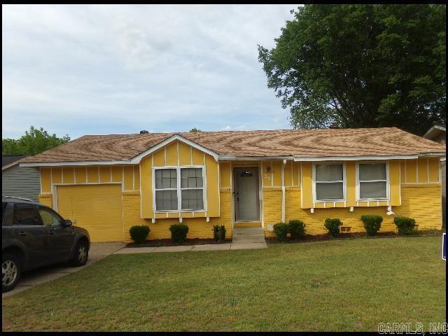 Primary Photo - 26 Rosemoor Dr