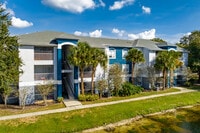 Building Photo - Sabal Palm