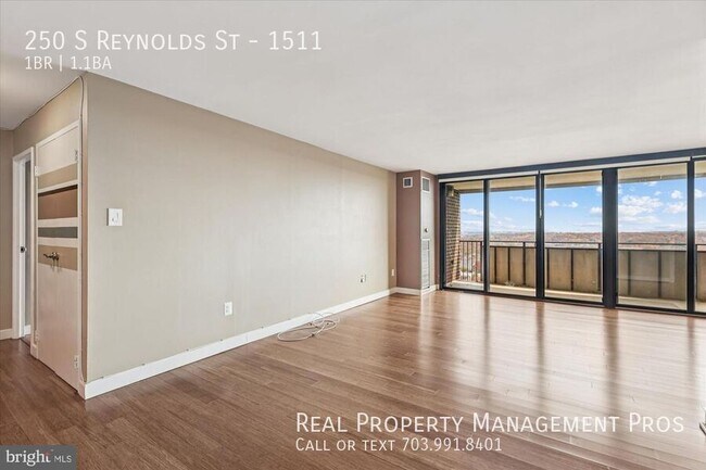 Building Photo - 250 S Reynolds St