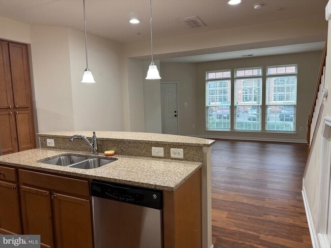 Building Photo - 908 Hall Station Dr