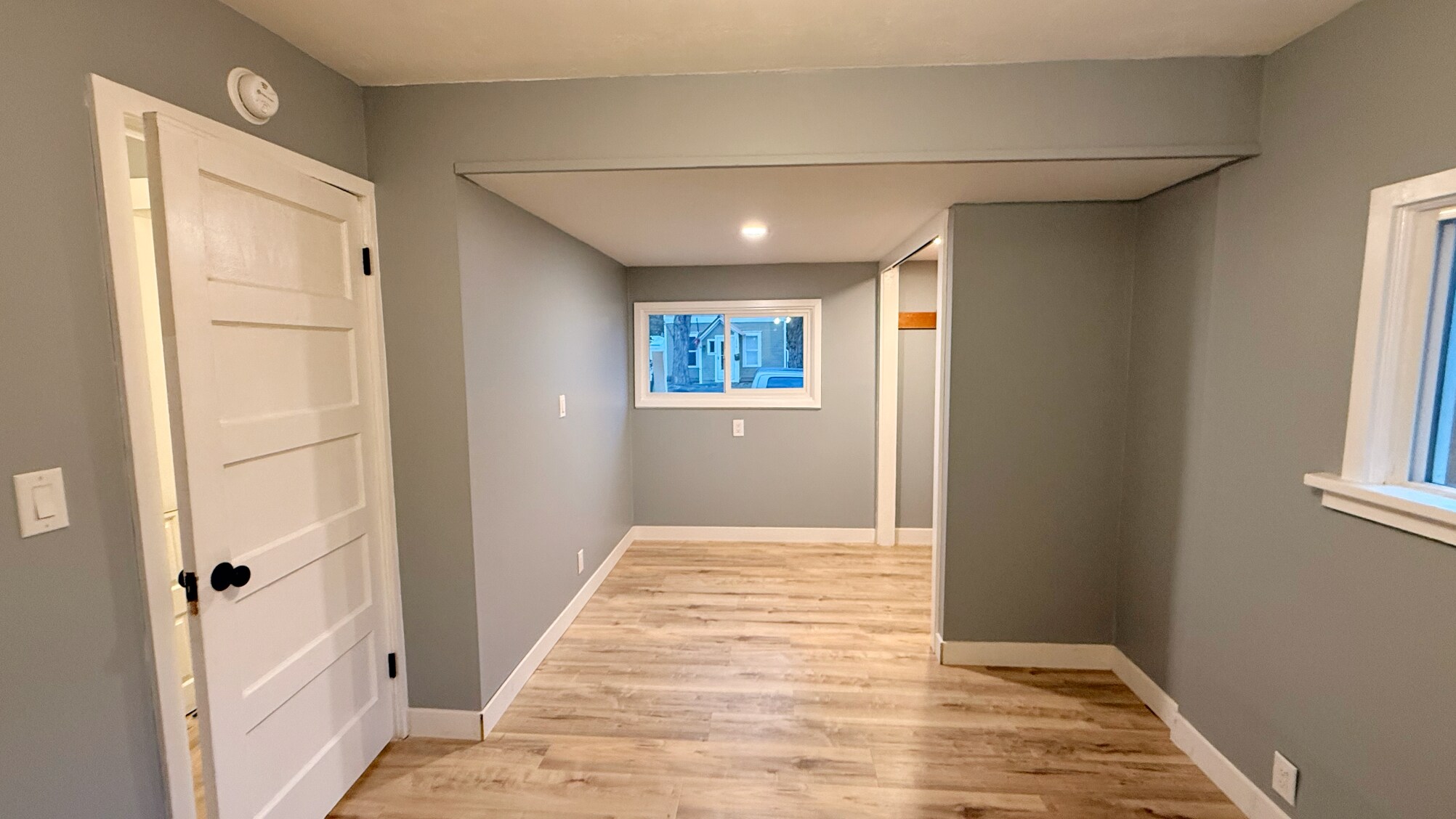 Building Photo - 1069 N 1st St