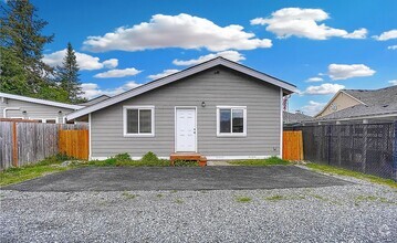 Building Photo - 2bed/1 bath Home located near Downtown Puy...