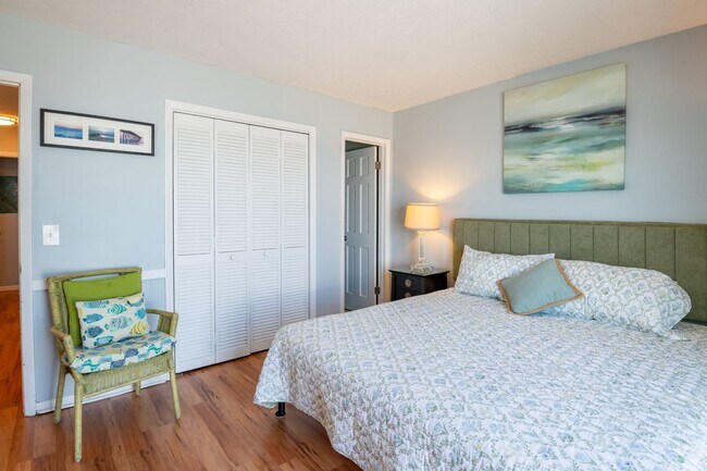 Building Photo - ALL-INCLUSIVE 95 DAYS FOR $95 A DAY DURING...