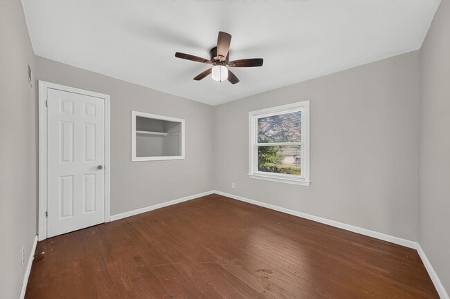 Building Photo - 2059 Wilbert Dr
