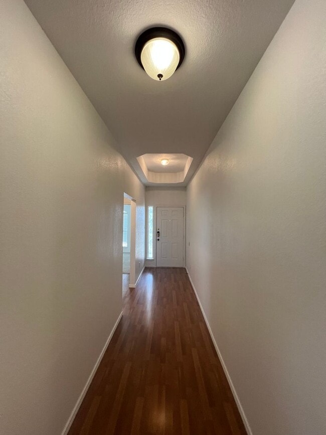 Building Photo - Spacious 4-Bedroom Home with Open Layout