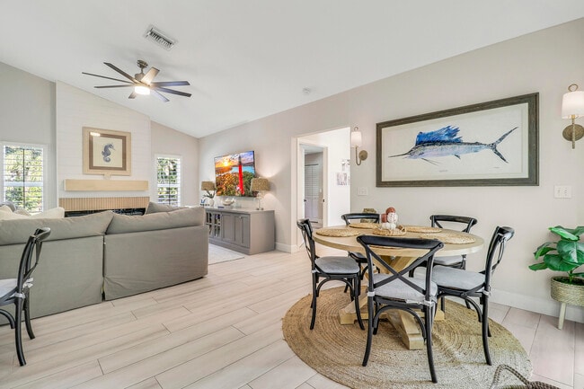 Building Photo - 15866 Alexander Run