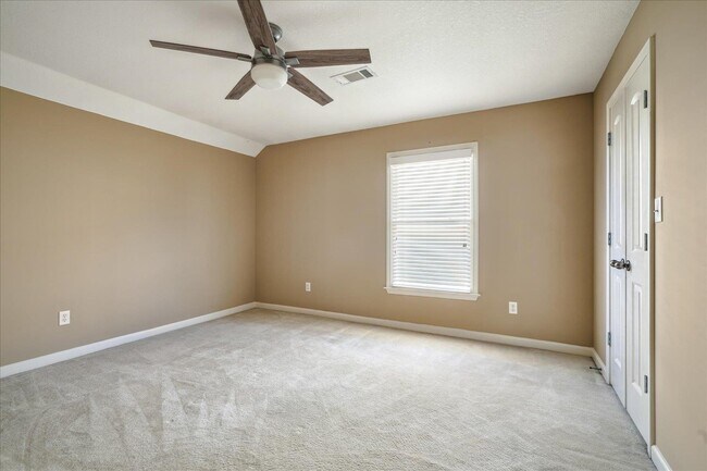 Building Photo - 12176 Preserve Woods Ln