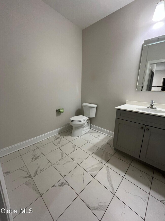 Building Photo - 130 Excelsior Ave