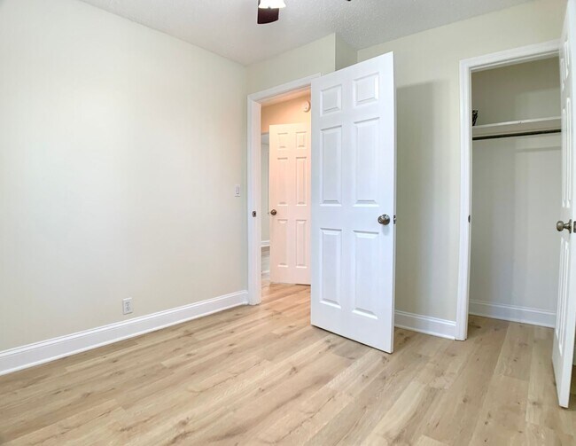 Building Photo - 845 Britton Springs Rd