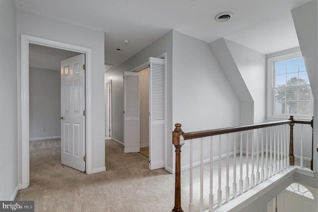 Building Photo - 2009 White Lake Dr