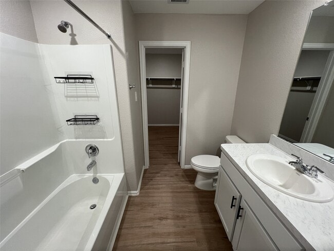 Building Photo - 132 Pine Bend Ct